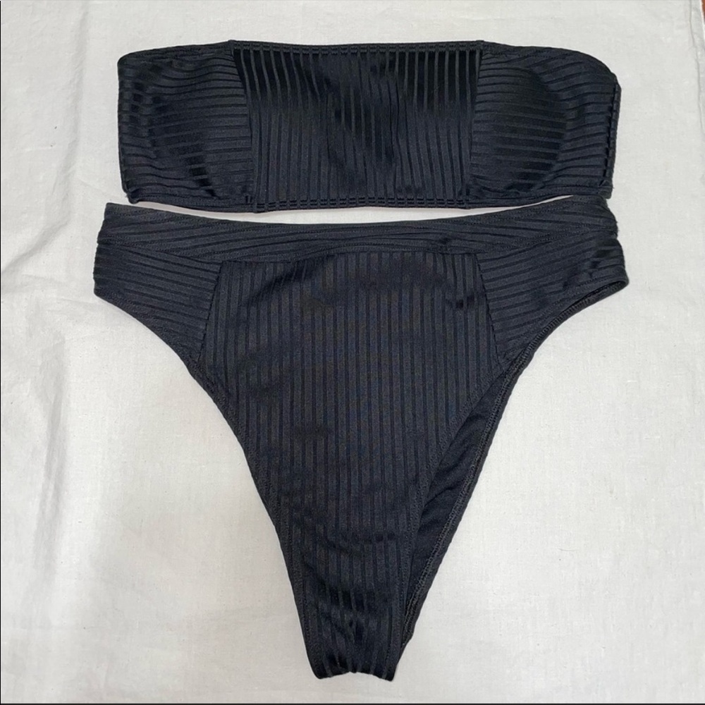 Black Abercrombie bandeau bikini, size small, new without tags